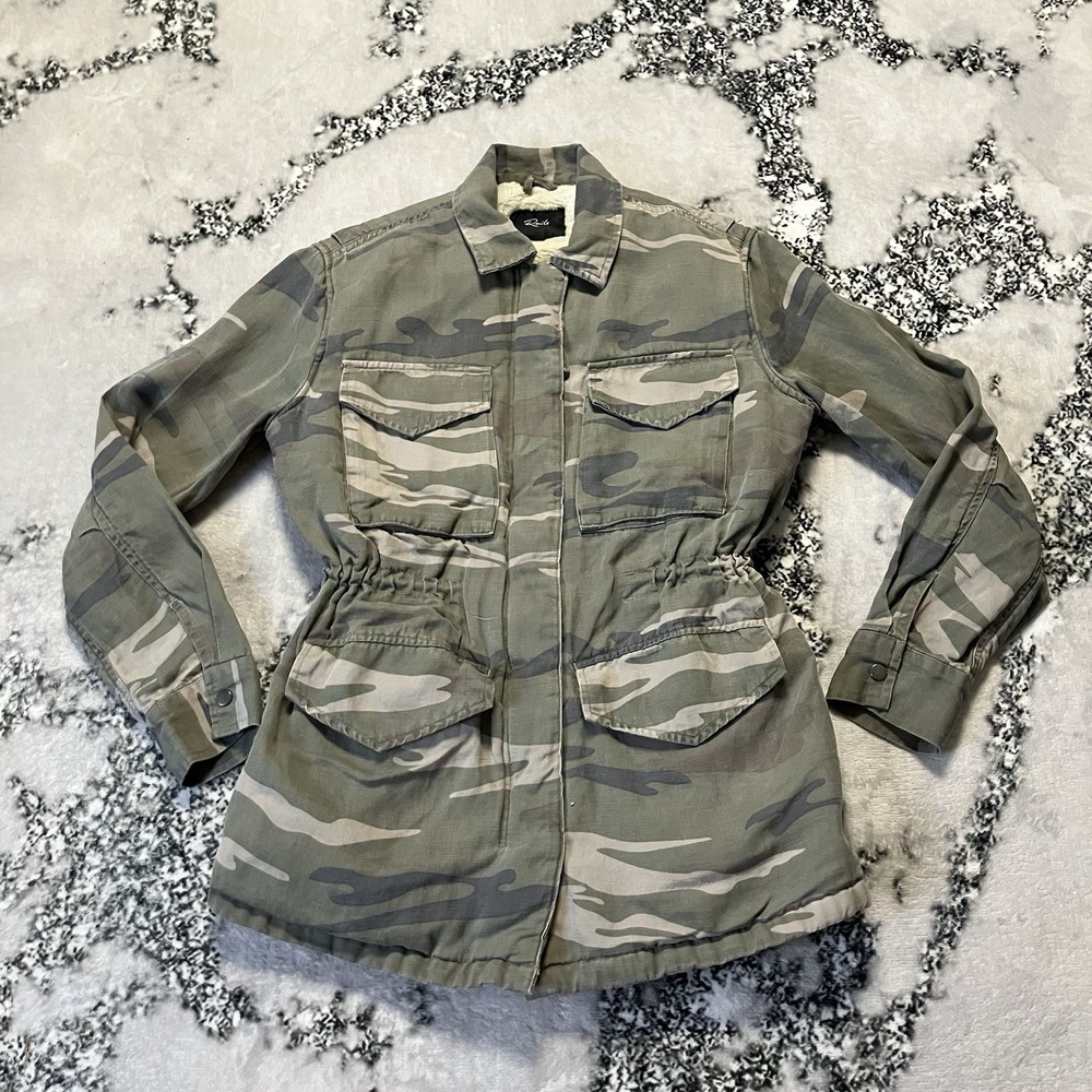 Rails Jacket Womens Size XS Green Sage Camo Whitaker Sherpa Lined Cinched Waist